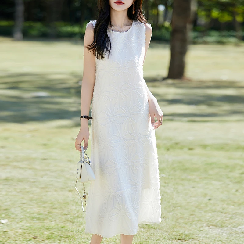 法式无袖连衣裙女宽松名媛风优雅小香风背心裙圆领立体剪花吊带裙