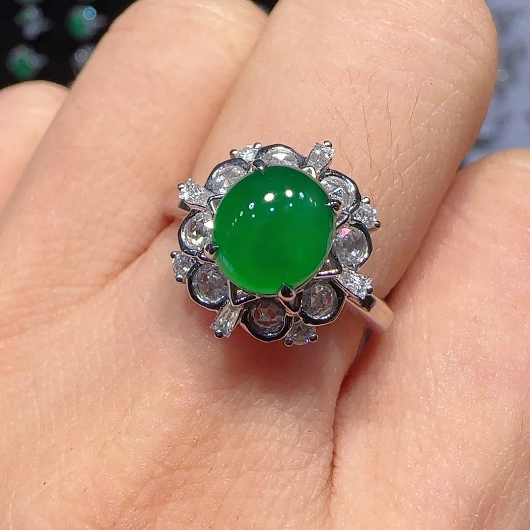 翡翠戒指18K金镶嵌戒指