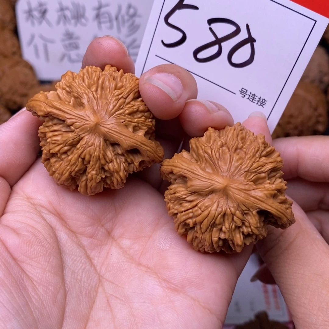 文玩核桃把件580虎头4.2