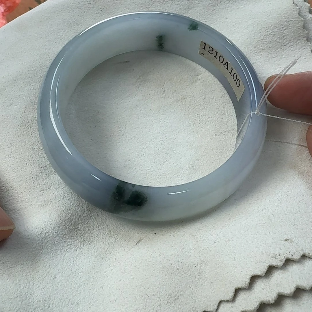 翡翠未镶嵌手镯翡翠手镯