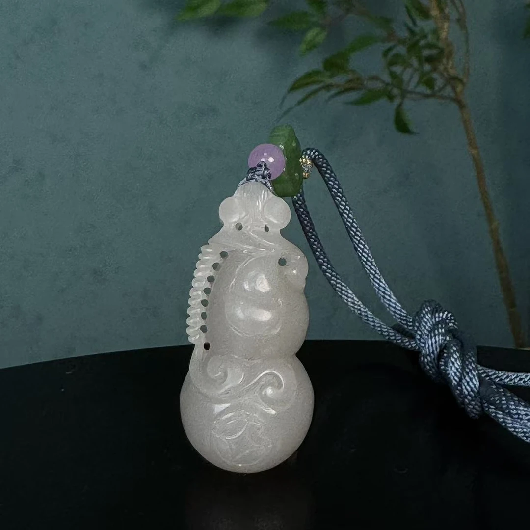 LOT.9/和田玉葫芦吊坠/Q535485