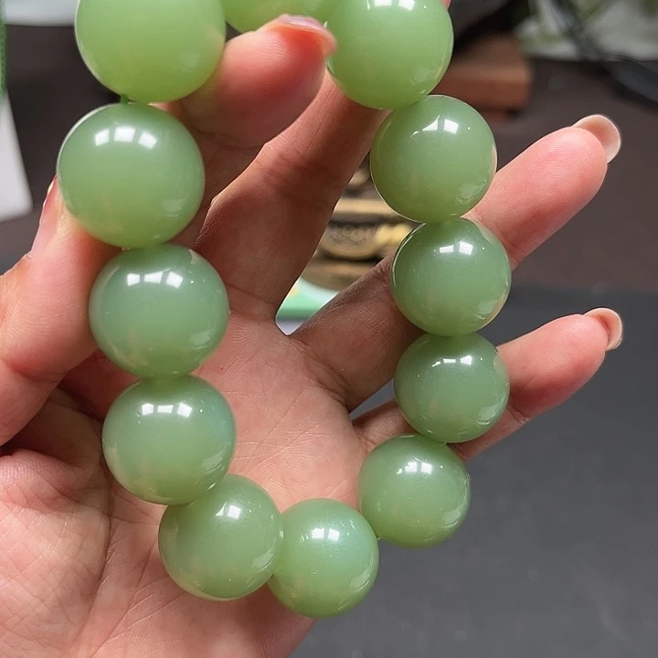 和田玉（黄玉）未镶嵌颈饰