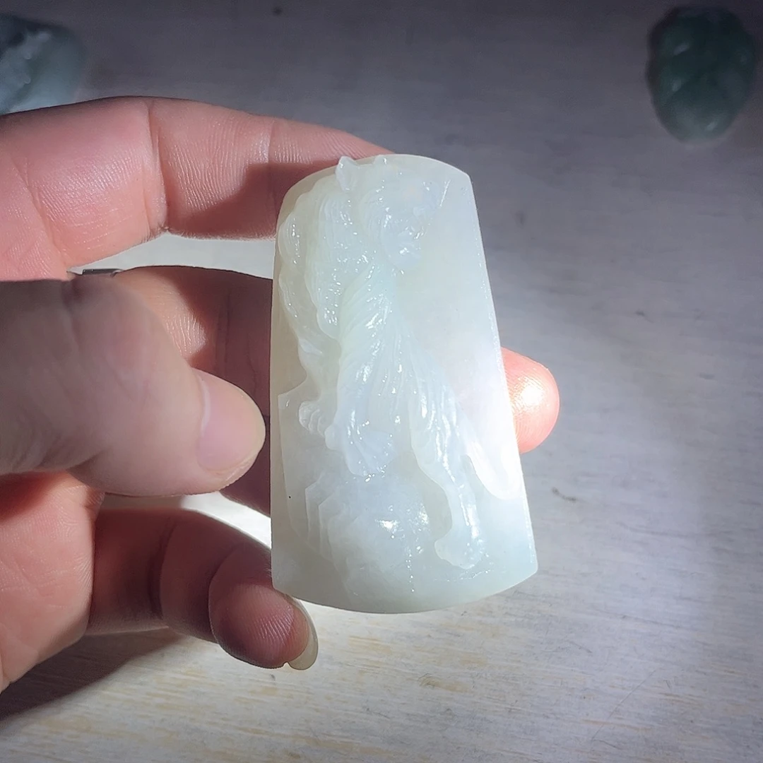 未镶嵌定制翡翠翡翠