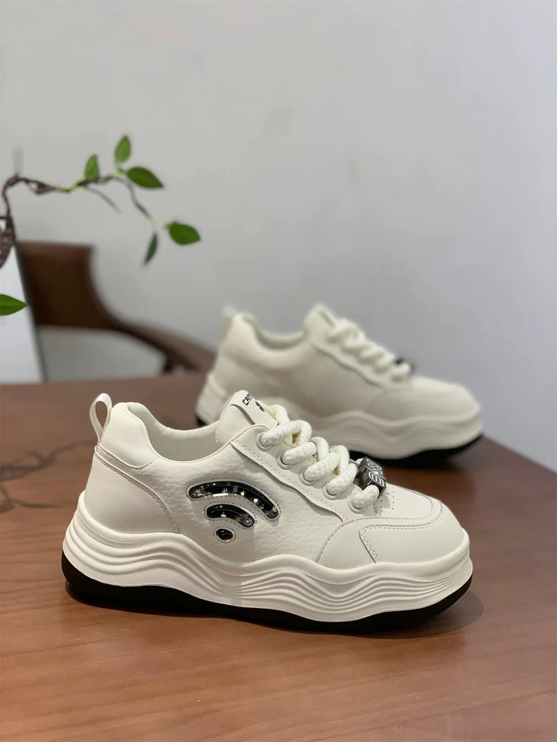 韩版网红ins新款时尚百搭潮流舒适加绒低帮小白鞋系带板鞋300302