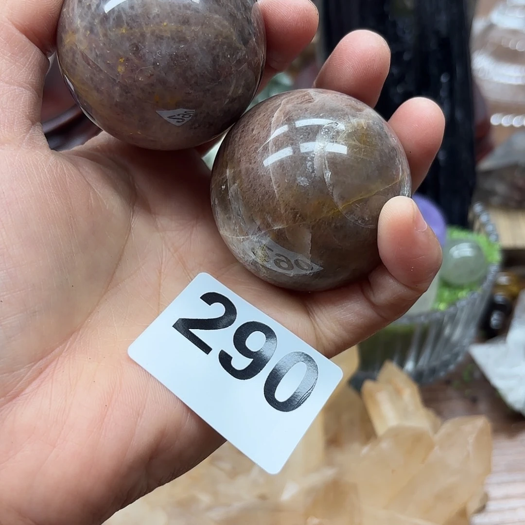 U***大型摆件（非配饰）未镶嵌水晶