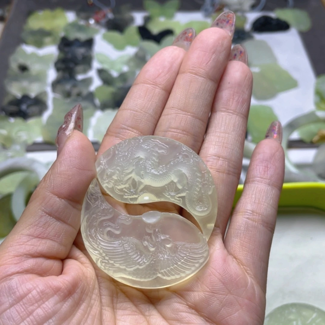 7***^蛇纹石玉未镶嵌颈饰