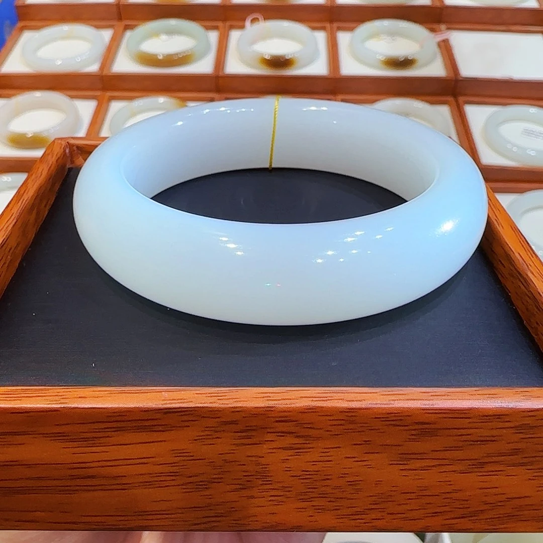 和田玉手镯未镶嵌新疆轮胎羊脂白玉56 57 58