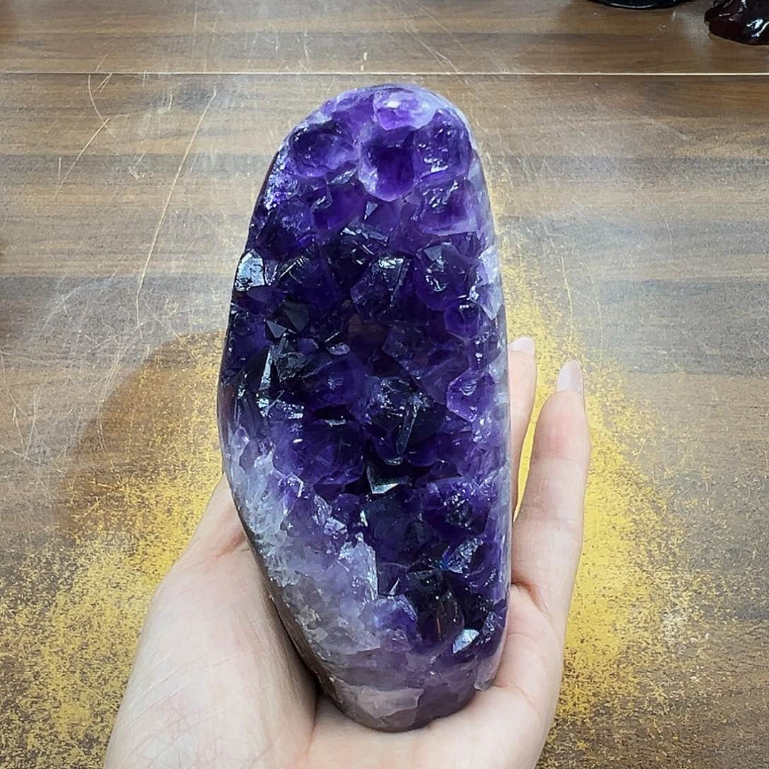 紫晶摆件未镶嵌晶体