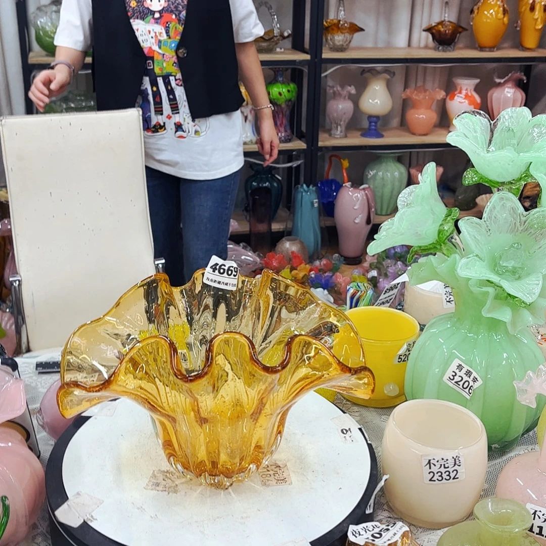 4669 家悦琉璃工艺品