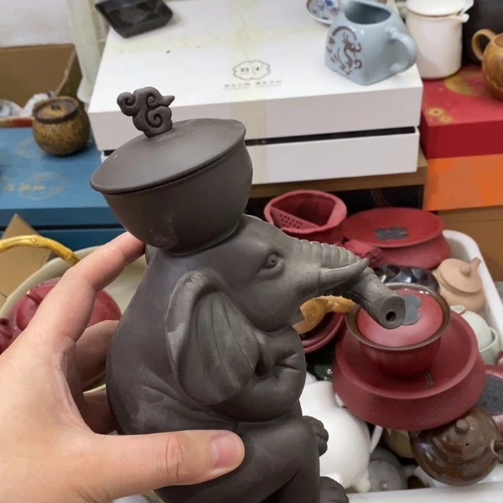 陶瓷艺术品及陶瓷壶