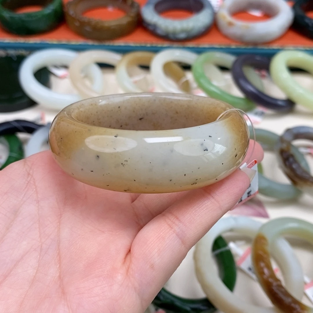 未镶嵌手镯和田玉52.8黑芝麻桂花糖