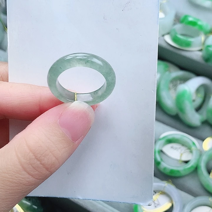 翡翠未镶嵌戒指16号