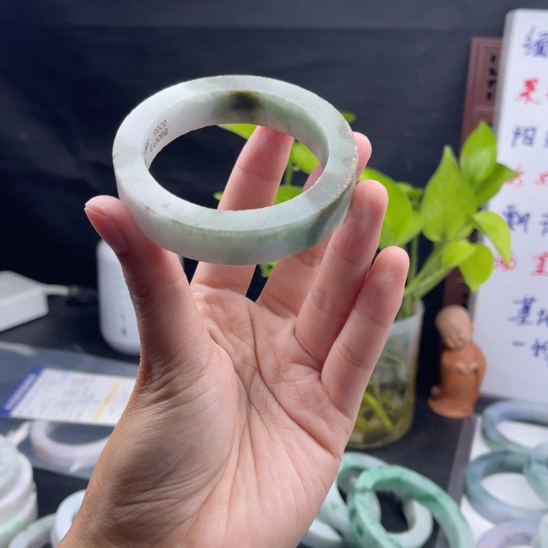 定制翡翠未镶嵌正圈