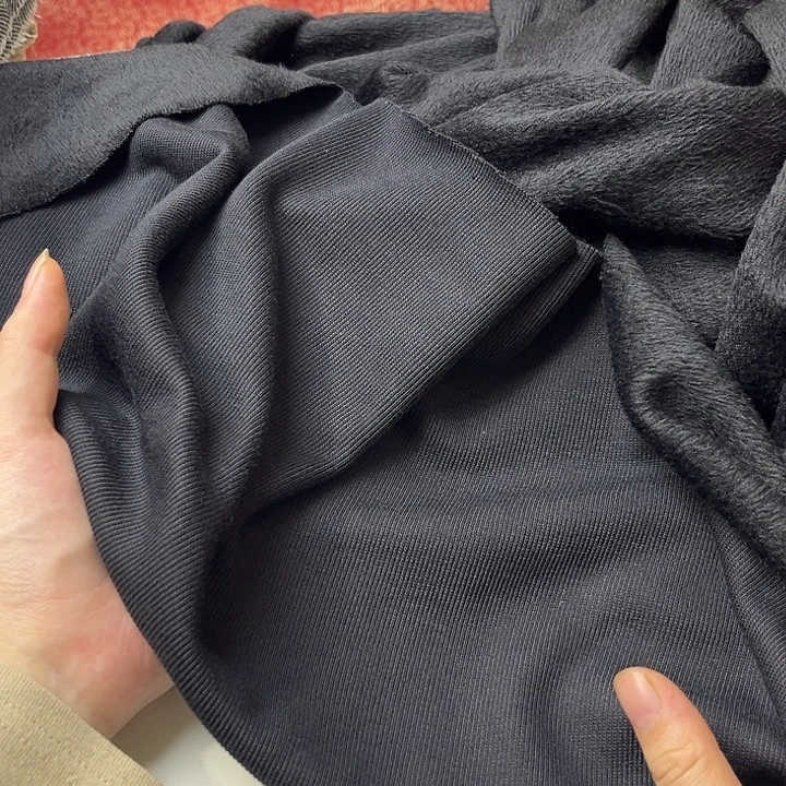 混纺黑色人造毛1米。