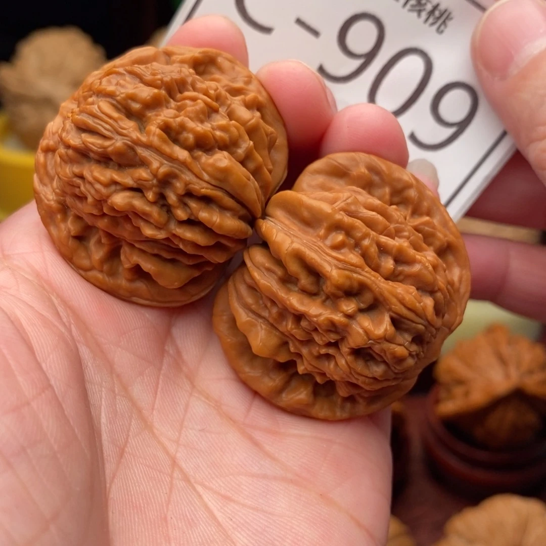 文玩核桃把件汉高楼39