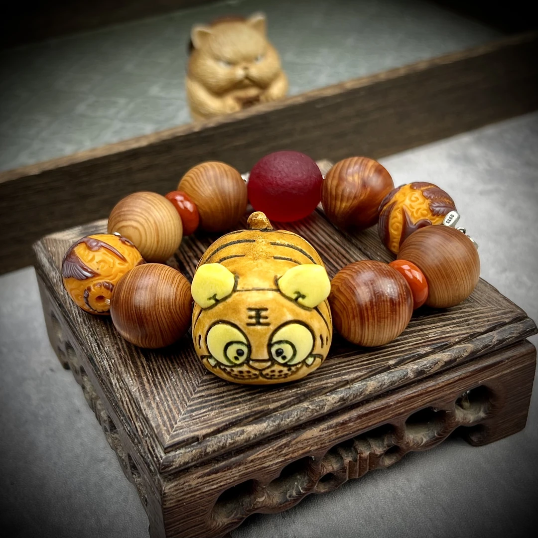 手工大鹿角虎虎枕头手串