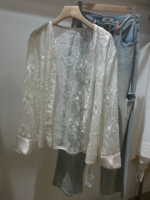 夏季白色衬衣衬衫长袖常规短款女装宽松型刺绣气质成人防晒短外套