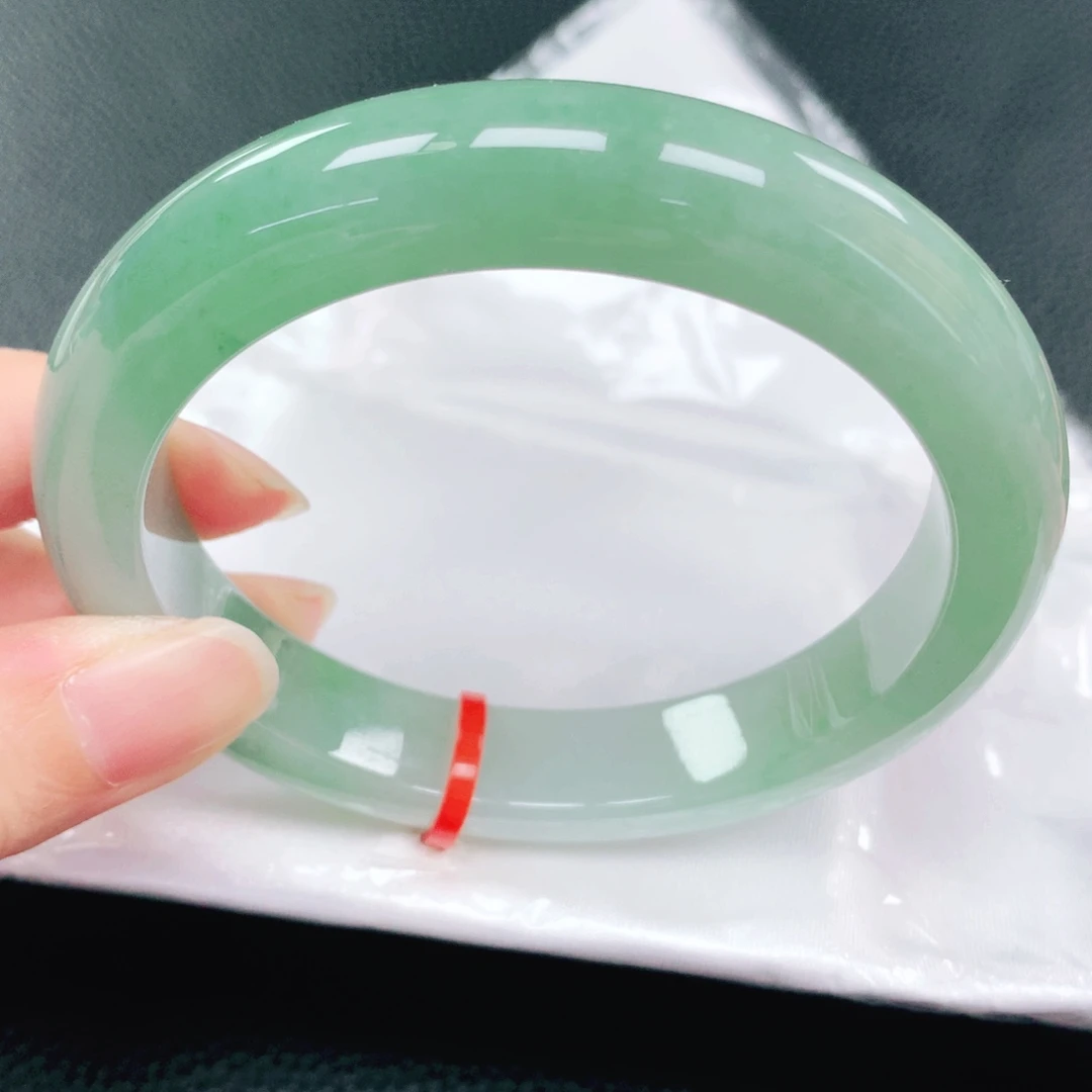 翡翠未镶嵌手镯61圈
