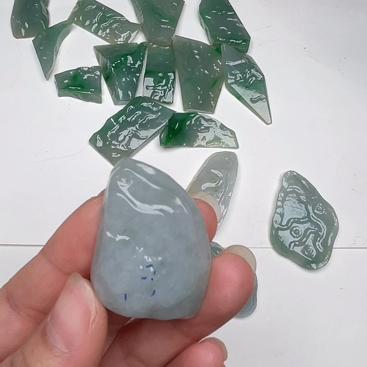 翡翠未镶嵌颈饰缅甸天然翡翠