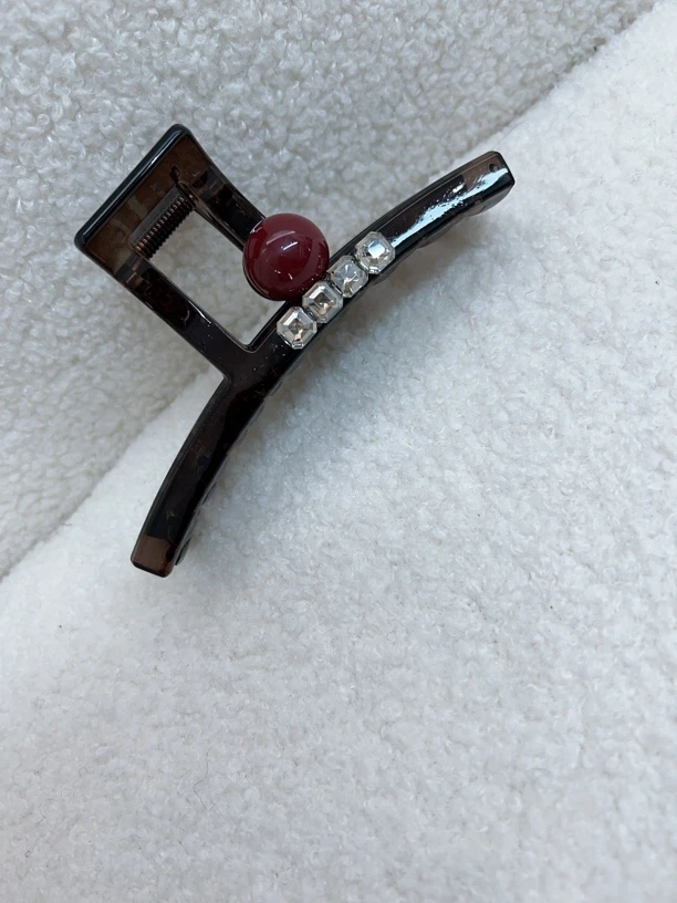 【伊家】法式红珠水晶丸子头抓夹