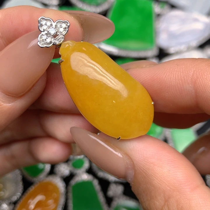 翡翠18K金镶嵌吊坠(不含链)