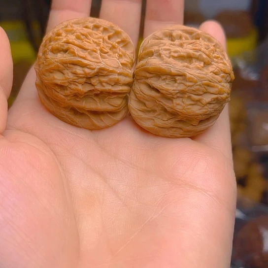 文玩核桃吊坠磨盘