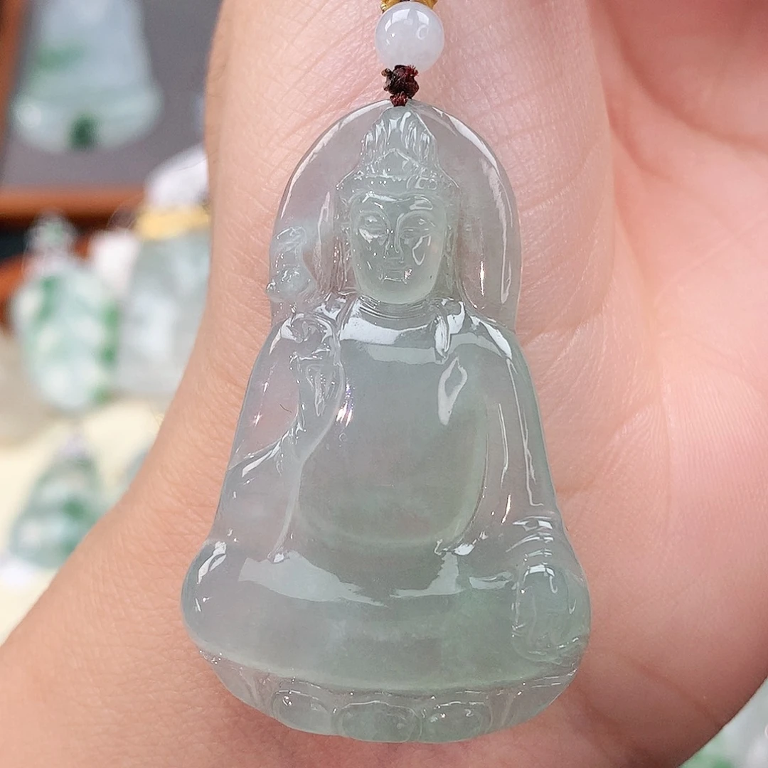 颈饰未镶嵌翡翠观音