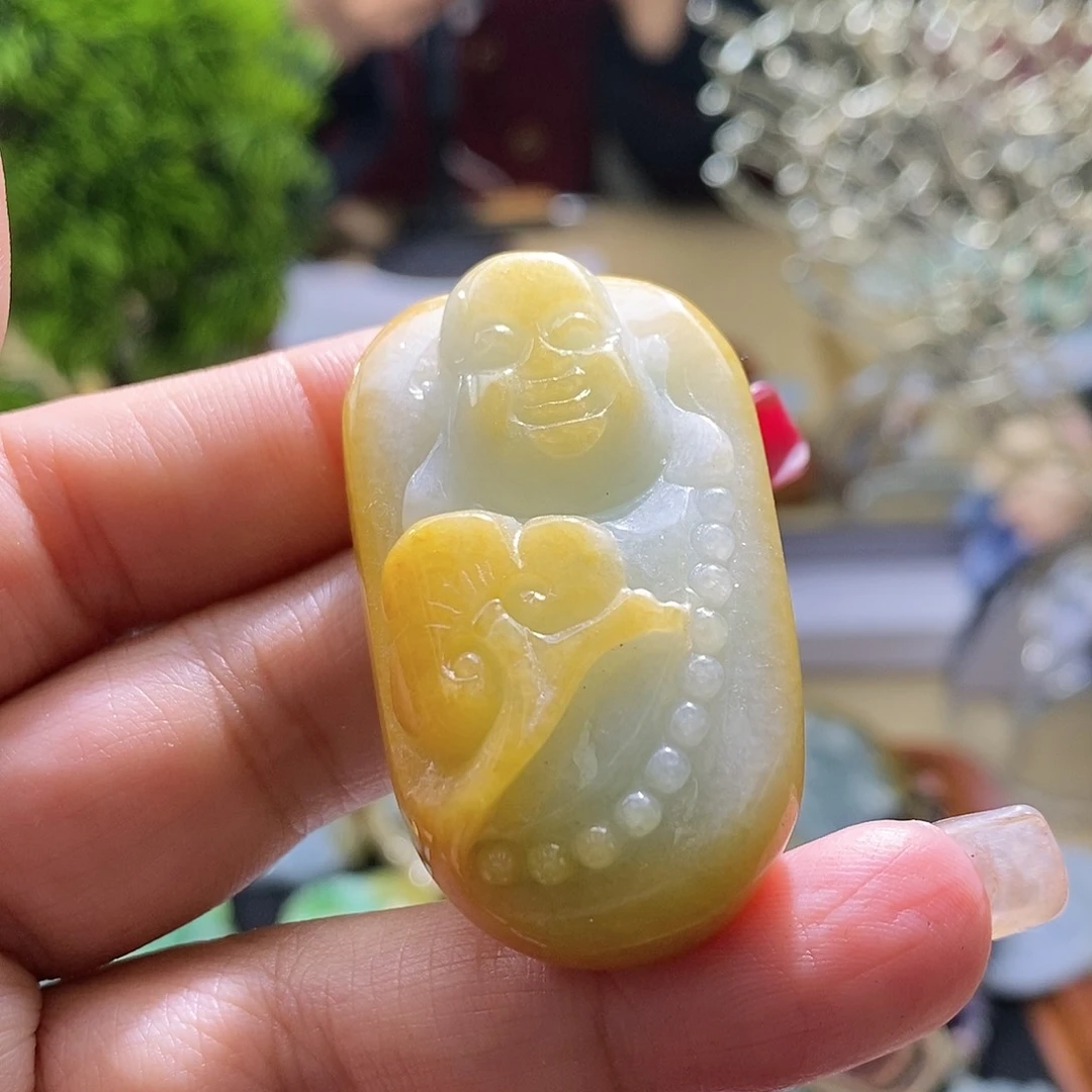 【闪购商品】翡翠颈饰未镶嵌佛