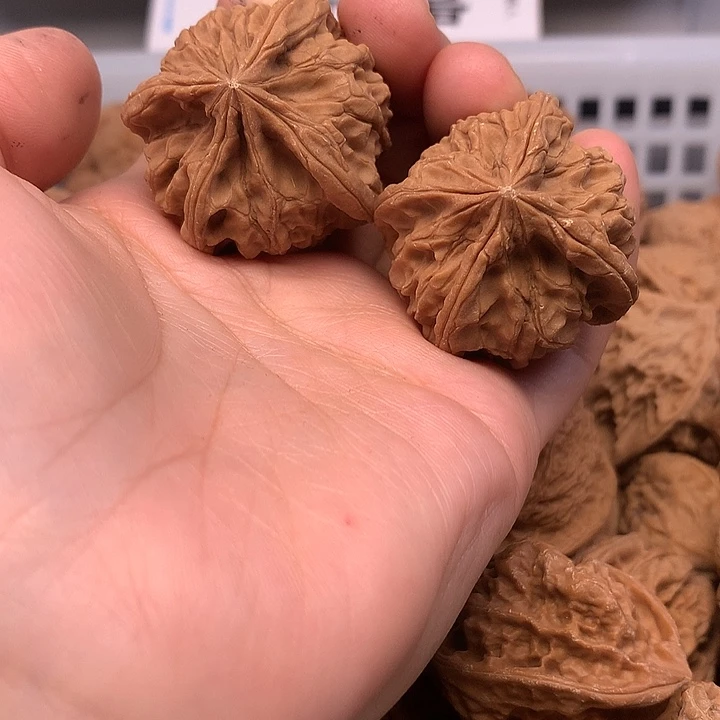 -***吊坠文玩核桃文玩核桃