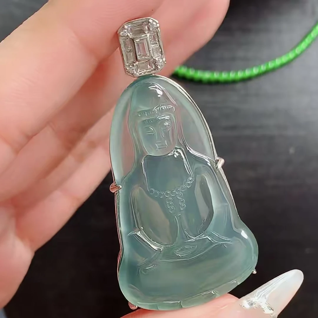 天然翡翠A货冰素衣观音