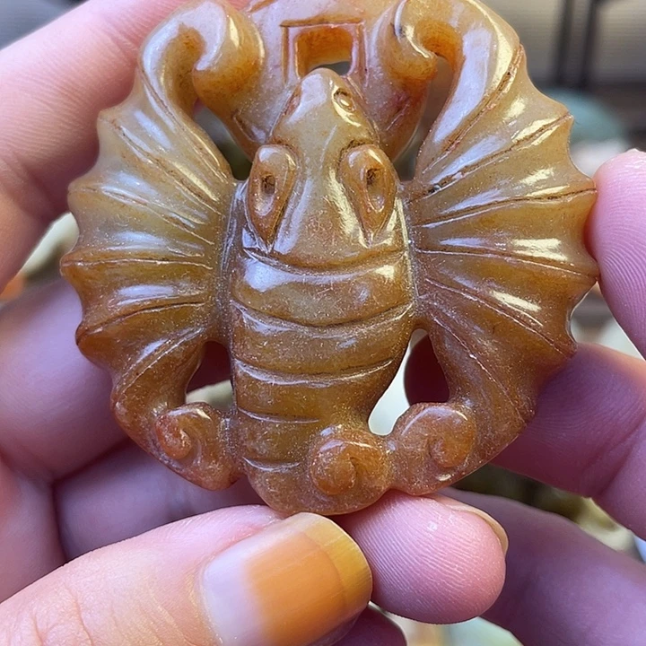 未镶嵌和田玉（糖玉）挂件