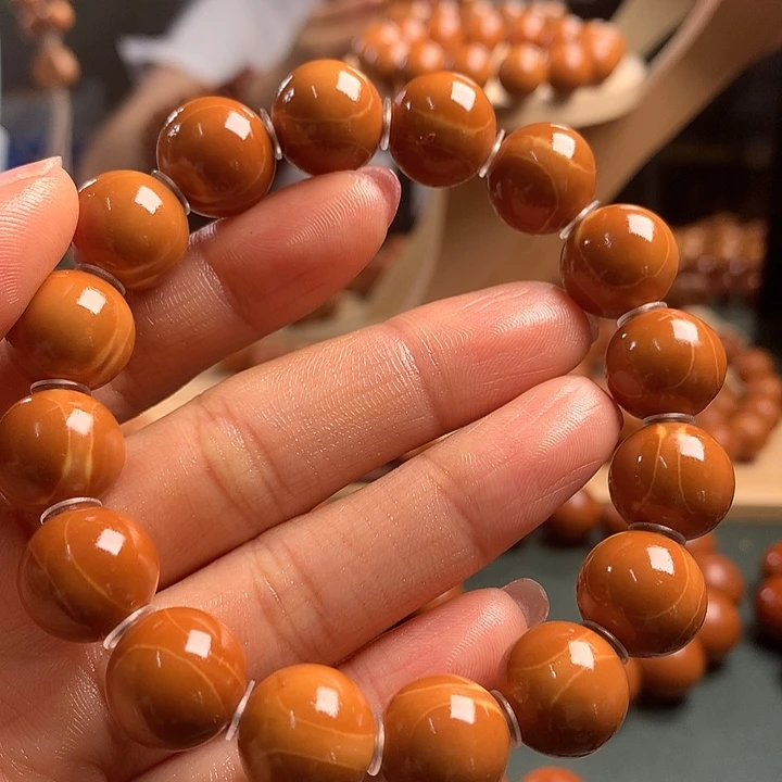 橄榄核手串1.35水晶核