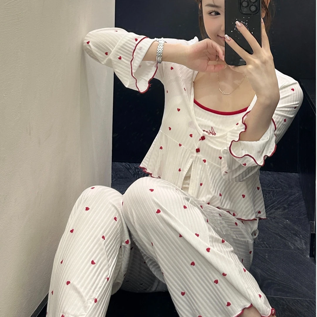 【甜梦】爱心甜美显白睡衣女新款纯欲风长袖长裤套装印花
