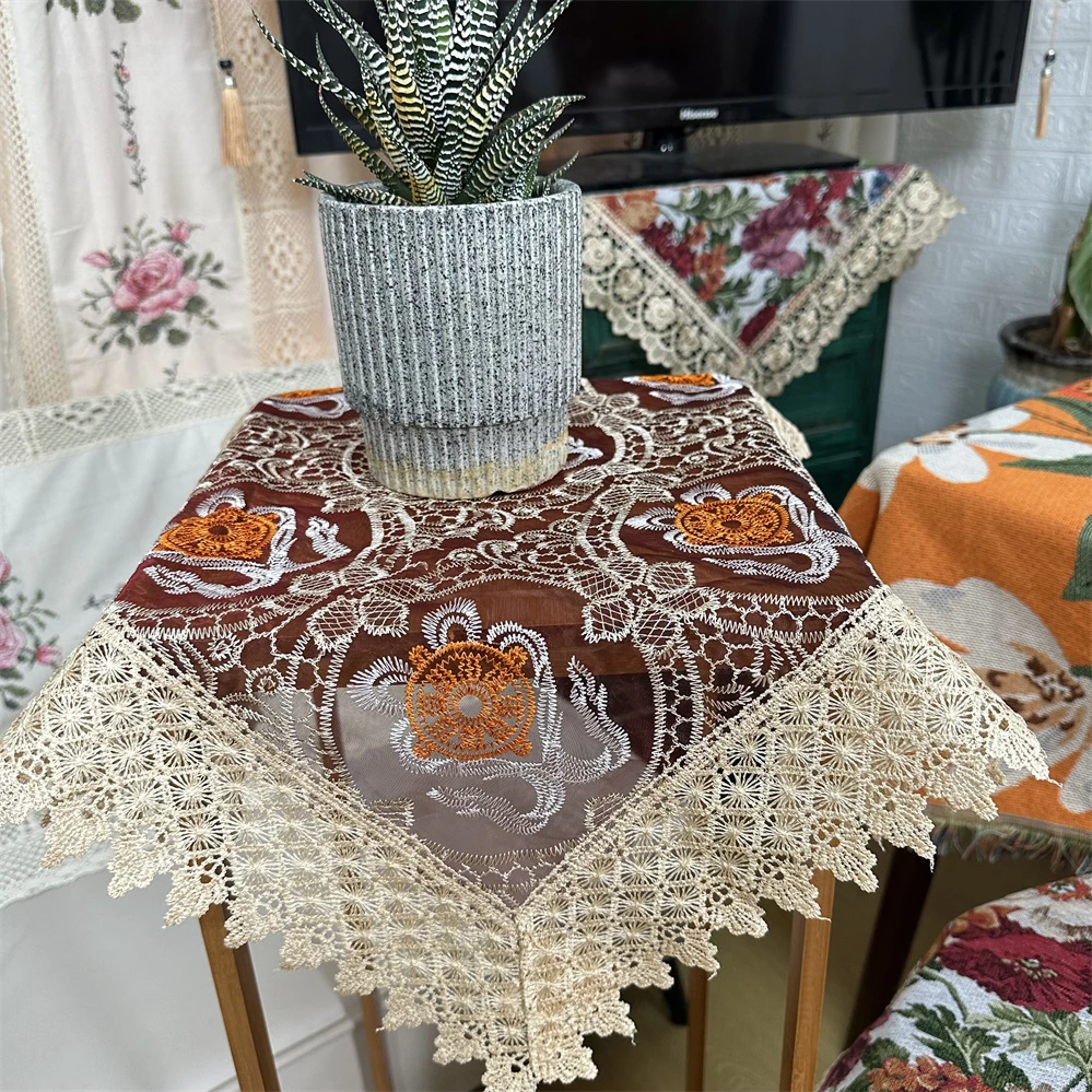 A007-18丝光线（60cm方）红色橙财水溶花边盖巾