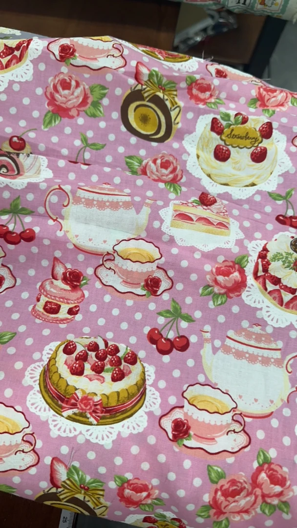 国现草莓蛋糕粉色半米