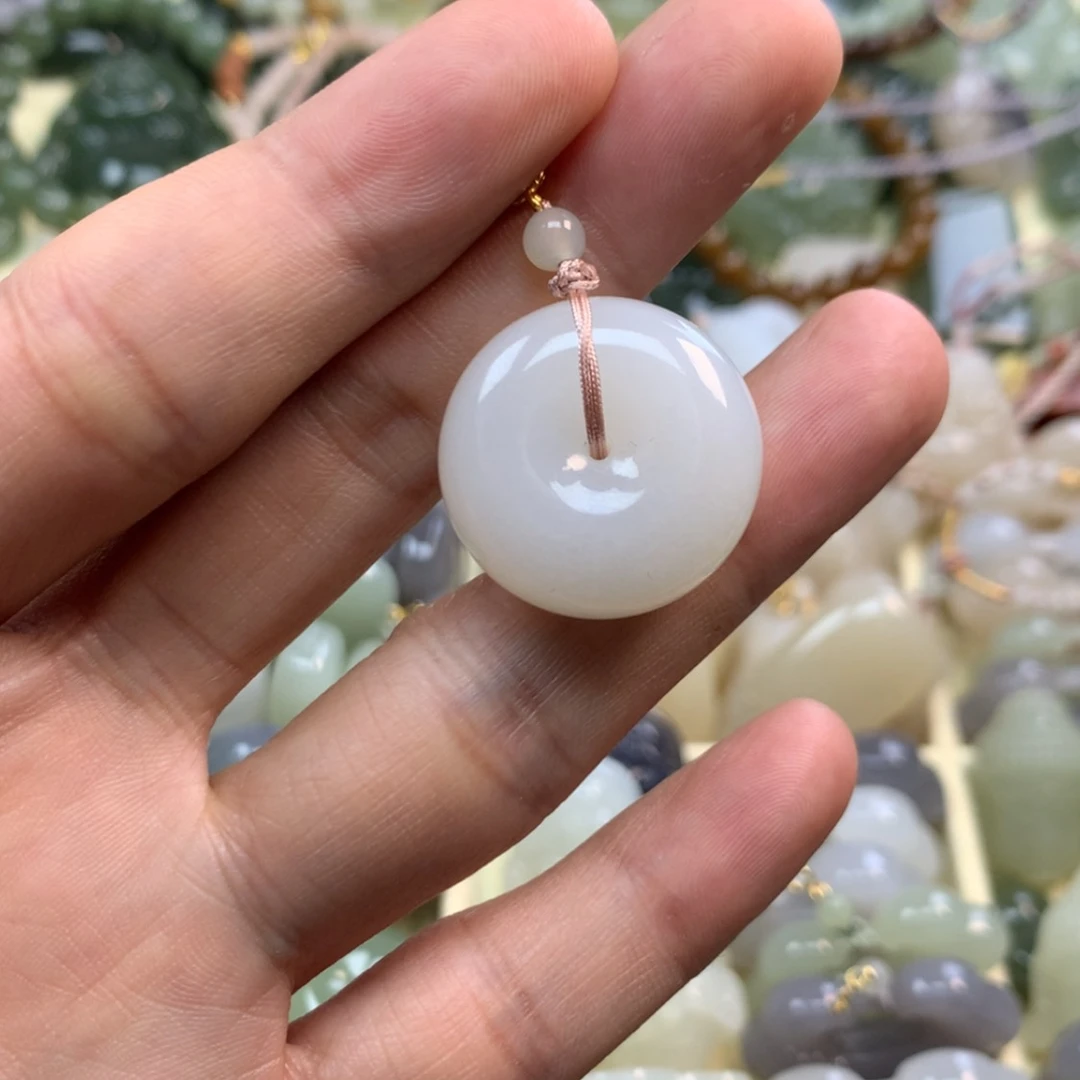 【闪购商品】和田玉颈饰未镶嵌