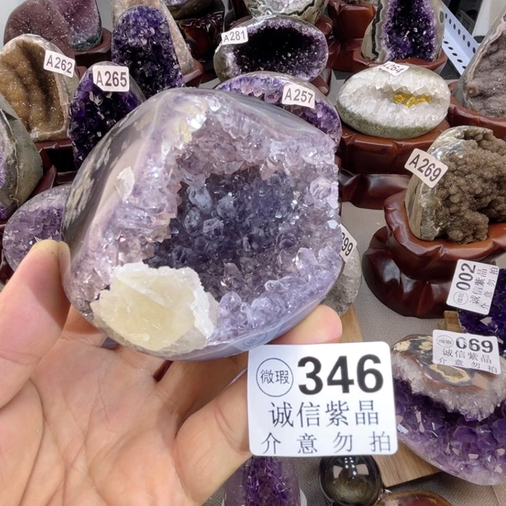 未镶嵌大型摆件（非配饰）水晶