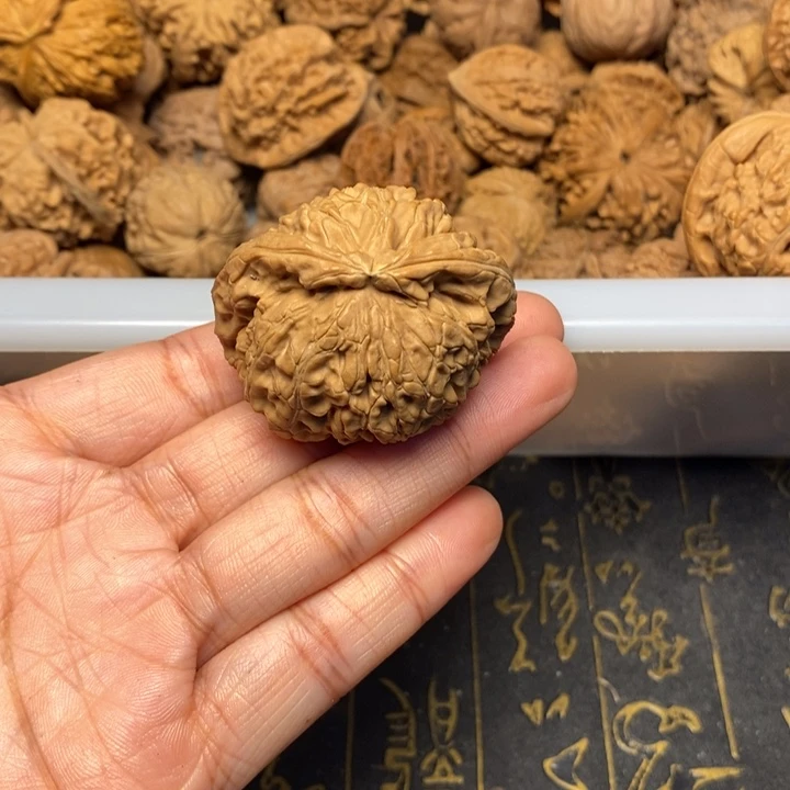 ****人吊坠文玩核桃文玩核桃异形单只