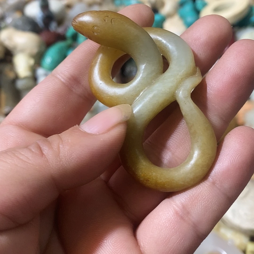 和田玉（糖玉）未镶嵌挂件