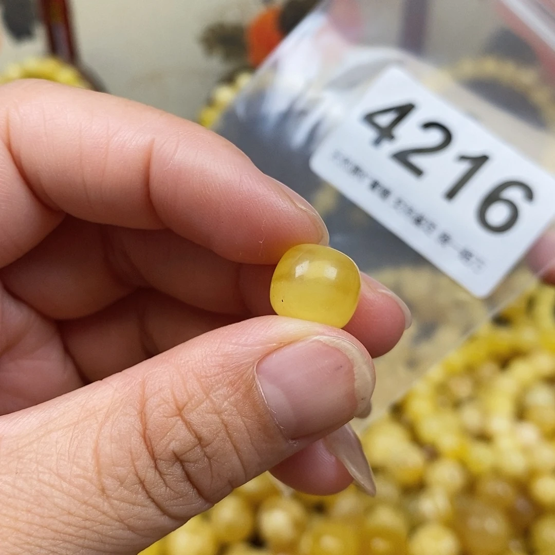 琥珀未镶嵌珠宝奇石11.4