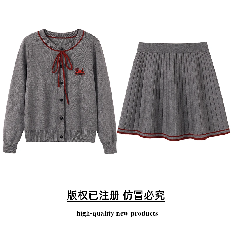 奢姿【小狗日记】年春季新款大码女装圆领蝴蝶结套装减龄法式两件套