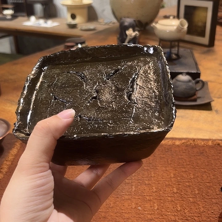 景德镇鱼和熊手工陶艺