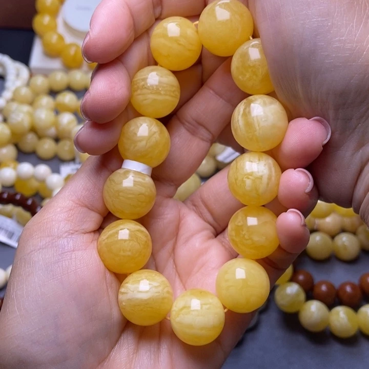裸石琥珀未镶嵌38