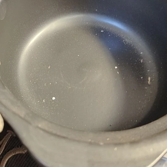 瓷无盖砂锅，口径25