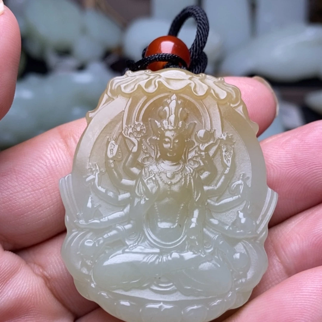 【闪购商品】颈饰未镶嵌和田玉