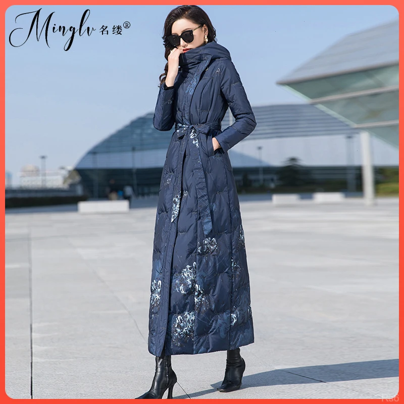 2025年新款高级感收腰羽绒服女冬季加厚长款过膝到脚踝连帽外套