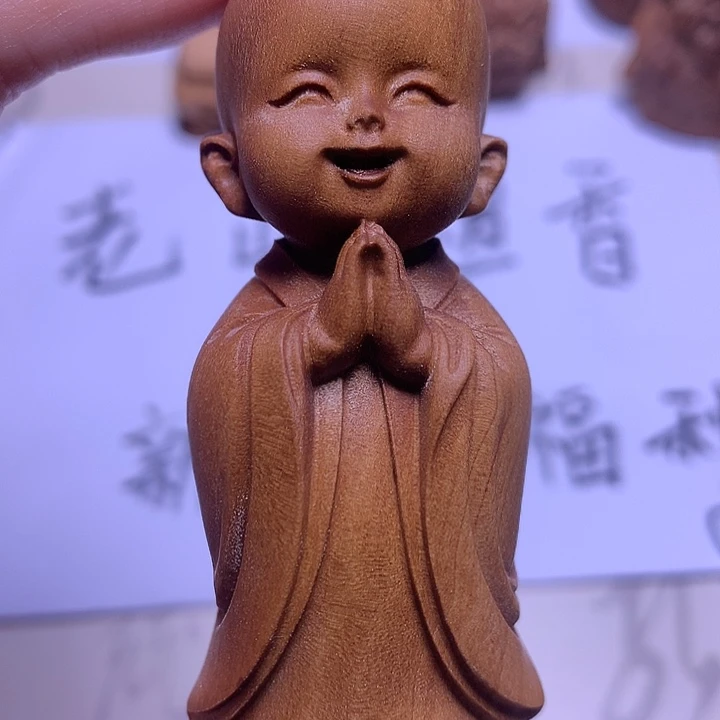 无***治檀香木小可爱和上