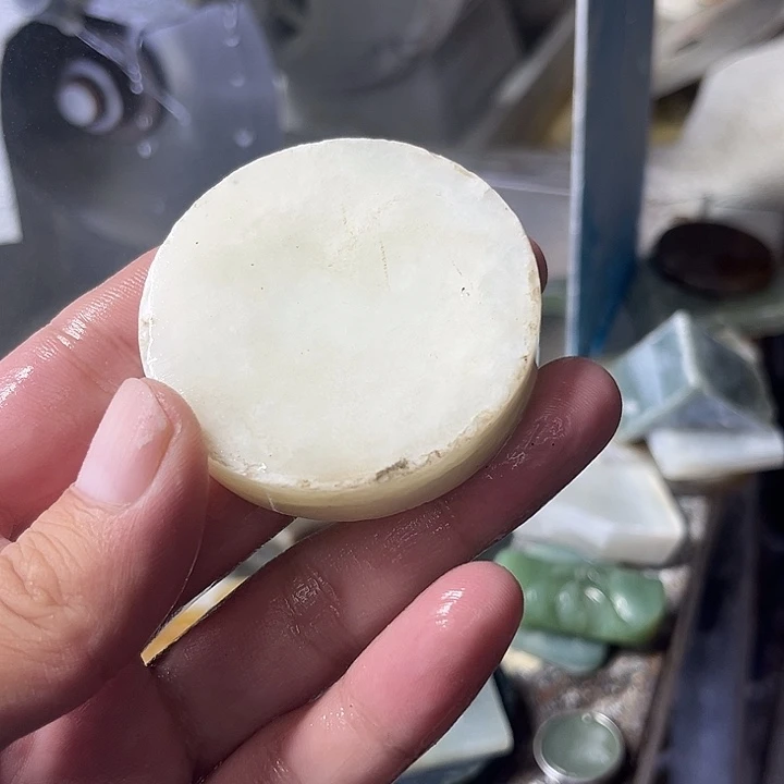 未镶嵌和田玉珠宝半成品