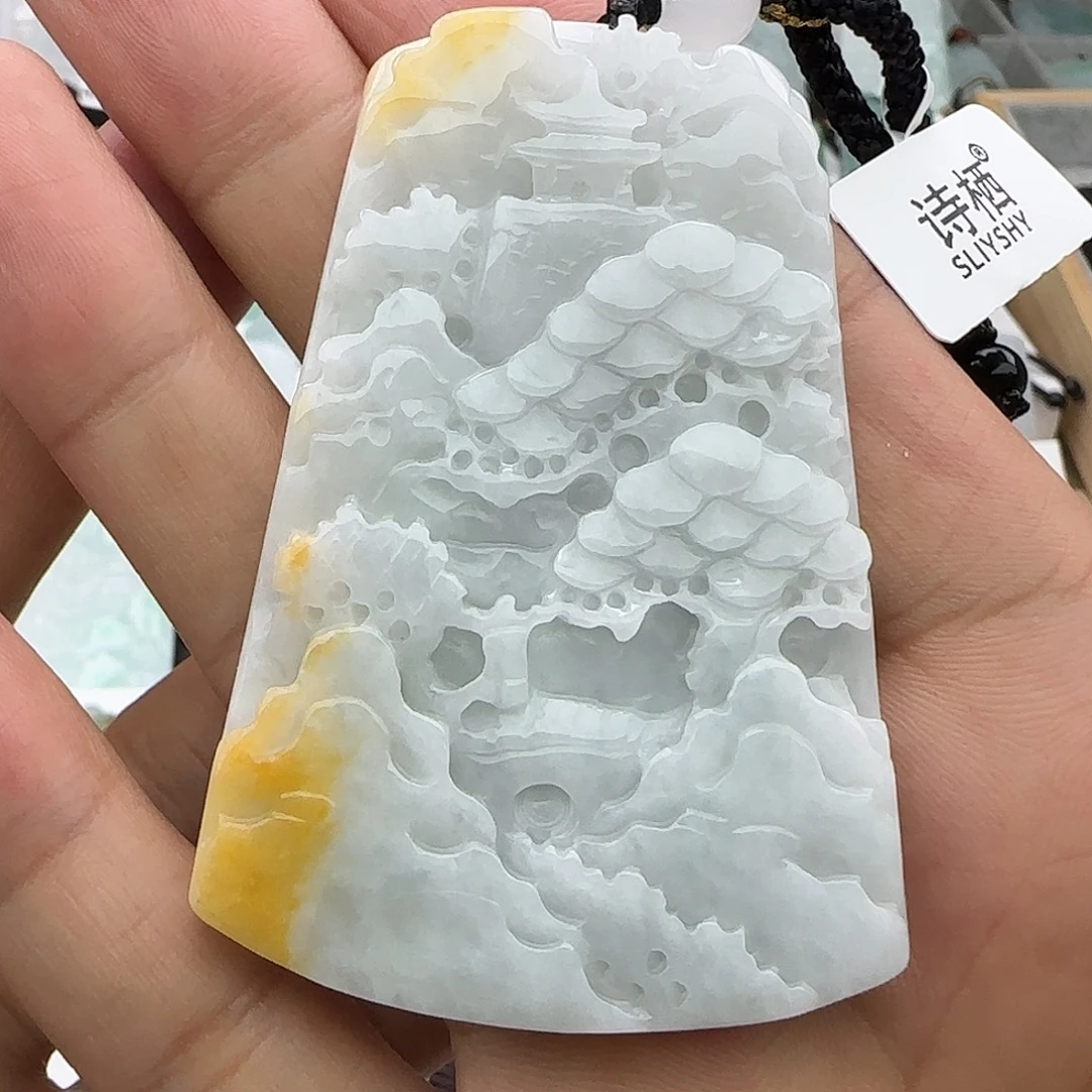 喝***酒翡翠未镶嵌颈饰翡翠