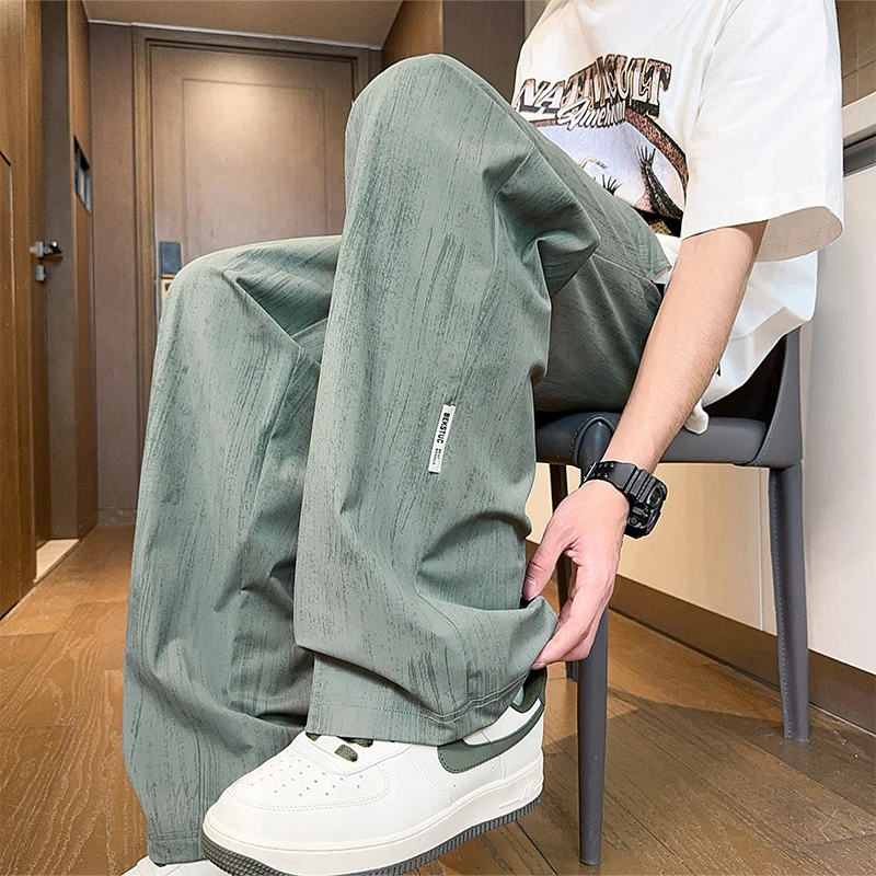 男装男生休闲裤夏季薄款宽松冰丝直筒潮牌美式速干潮流百搭阔腿裤